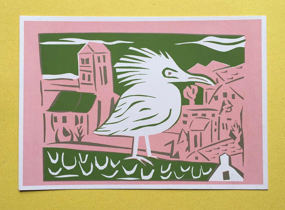 Eine von vier Siebdruckkarten von Julia Wulf zu Wismarer Stadtansichten mit je einer eingewanderten Tierart