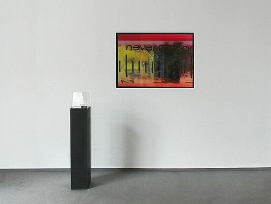 Studierende der Studiengänge Architektur, Innenarchitektur, Kommunikationsdesign und Medien, Produkt- und Schmuckdesign: FORM_FARBE_RAUM