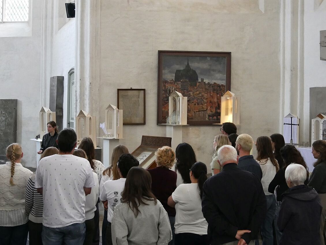 Studierende des vierten Semesters : Versöhnungskapelle der Marienkirche Rostock
