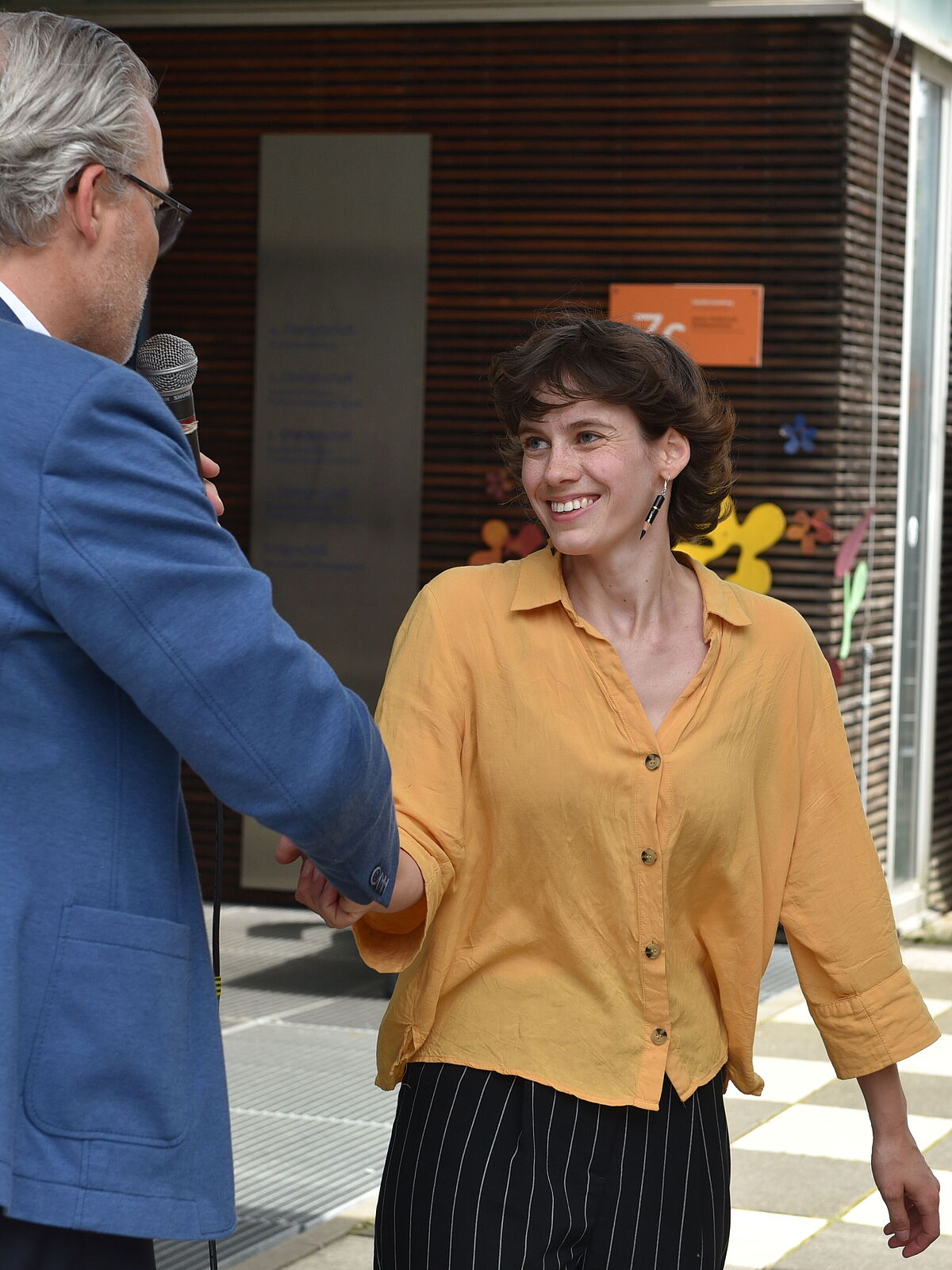 Einen DIA-Preis für Sarah Hübner, Studiengang Kommunikationsdesign und Medien. 