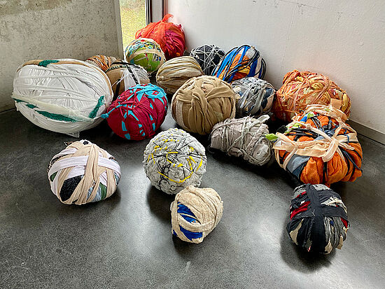 Studierende aus dem 1. + 3. Semester Innenarchitektur: Strandungen