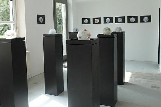 Studierende der Studiengänge Innenarchitektur, Kommunikationsdesign und Medien, Produktdesign: WASSER