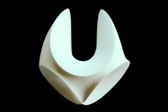 Kord Averdunk : Gestalten mit Minimalflächen